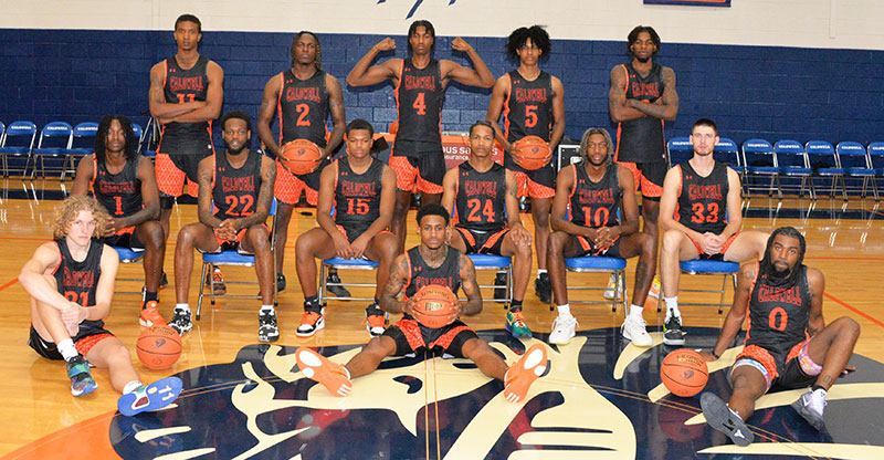 Men's Basketball Team Photo