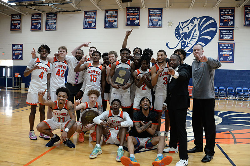 Cobra Men's Basketball Championship team